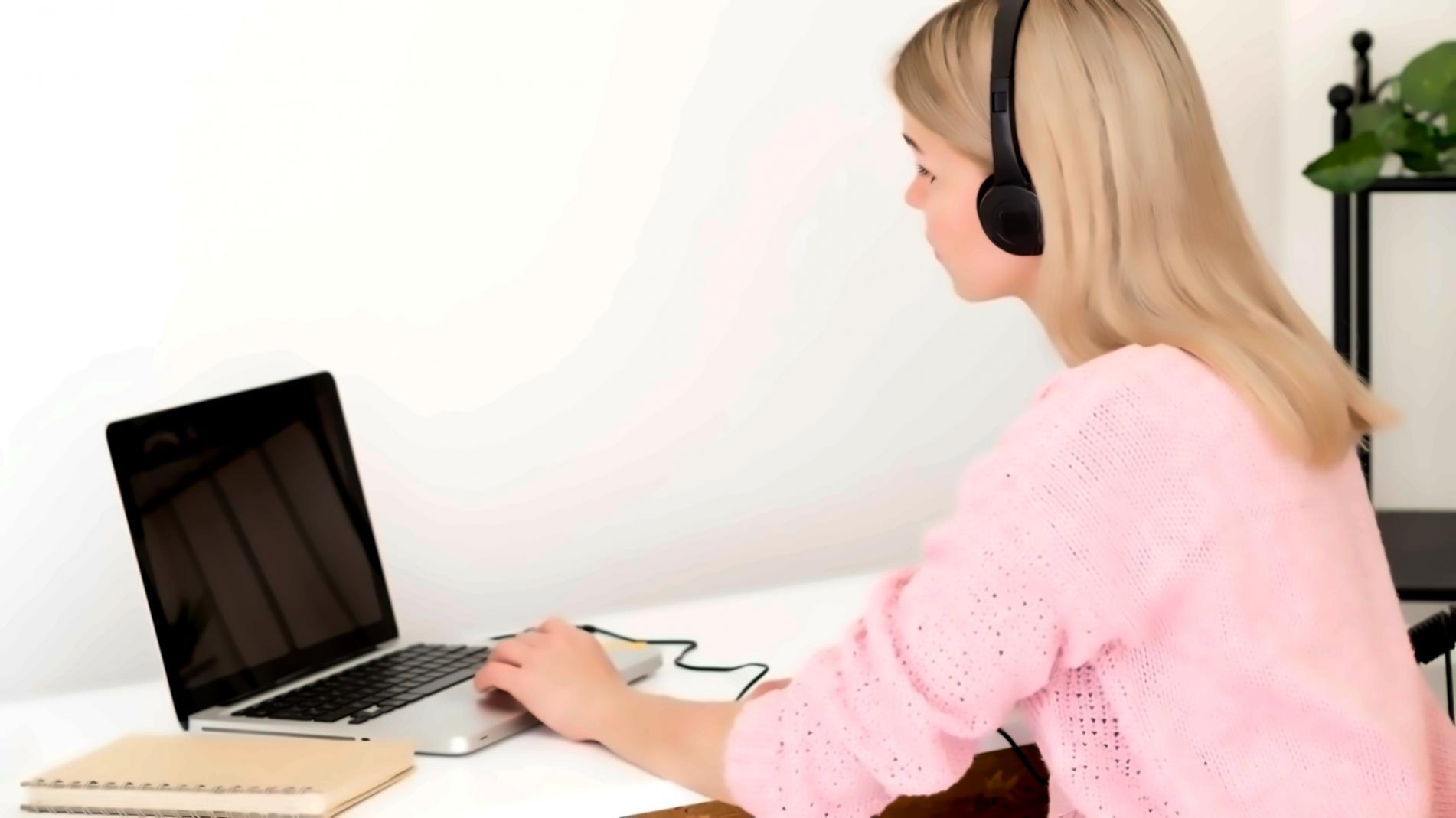 Studierende bei der Marktanalyse